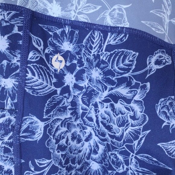 POPFLEX Crisscross Hourglass Pocket Legging Navy Rose Botanical Blossoms Large - Picture 4 of 6